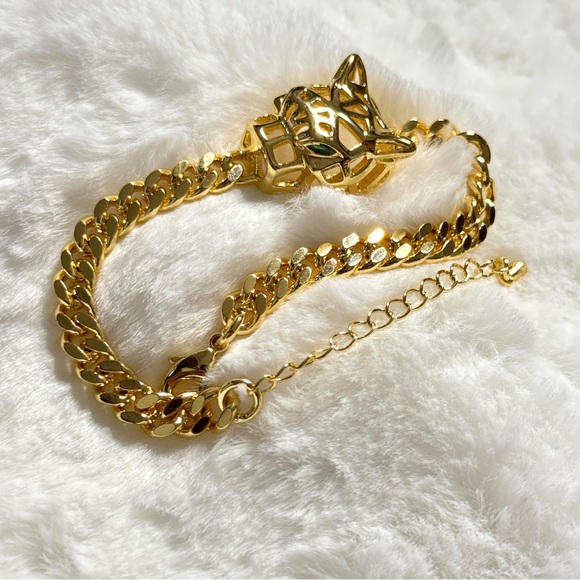 14k Gold Plated leopard Head Bracelet - Picture 2 of 4